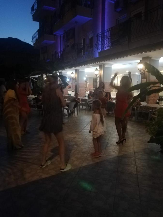 Santana Hotel بيلديبي المظهر الخارجي الصورة